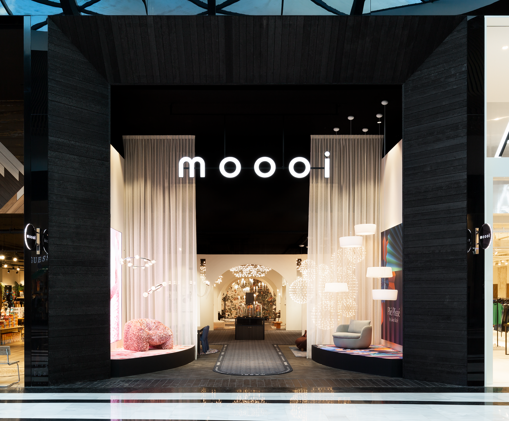 Moooi introduces a new shopping experience in The Netherlands Moooi